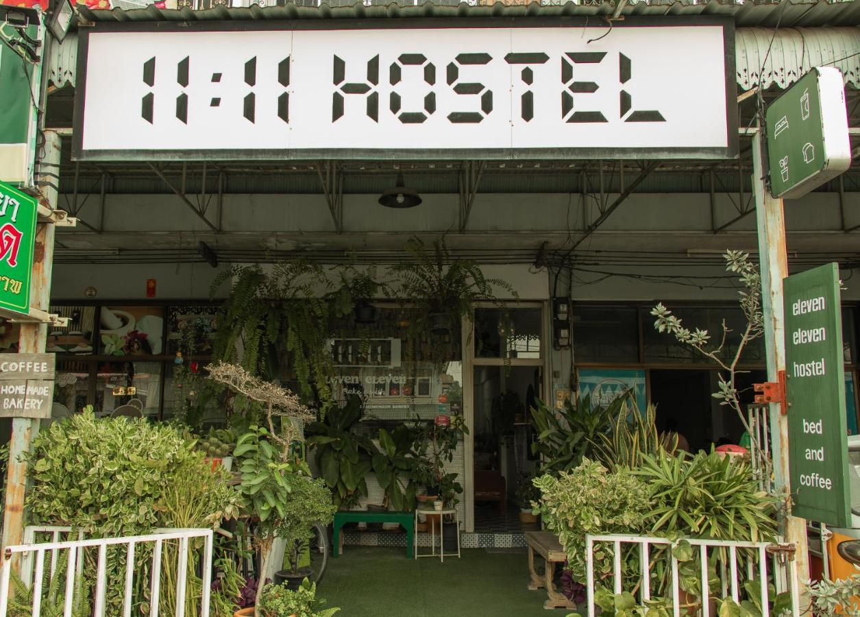 11:11 Hostel Phra Nakhon Si Ayutthaya Exteriör bild